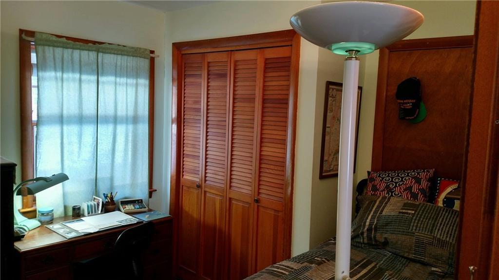 441 Augusta Road Washington, ME 04574 - Photo 16 of 28 1st floor bedroom/study.