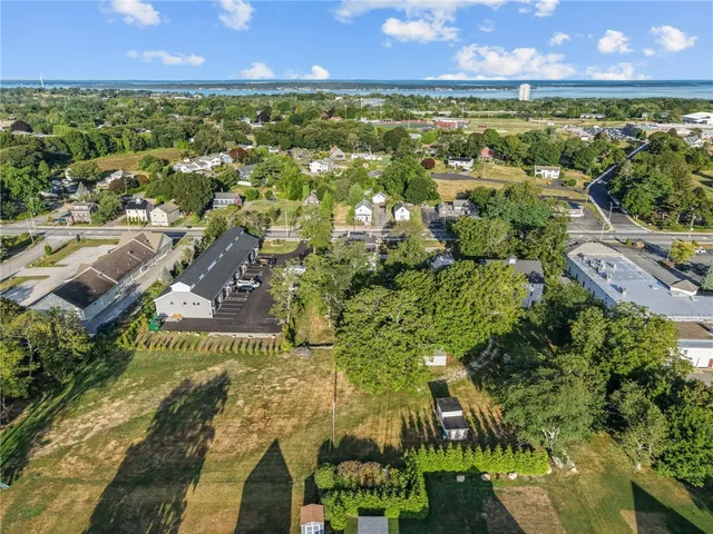 $1,495,000 | 2967 East Main Road, Portsmouth, RI 02871