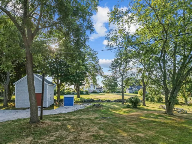 $1,495,000 | 2967 East Main Road, Portsmouth, RI 02871