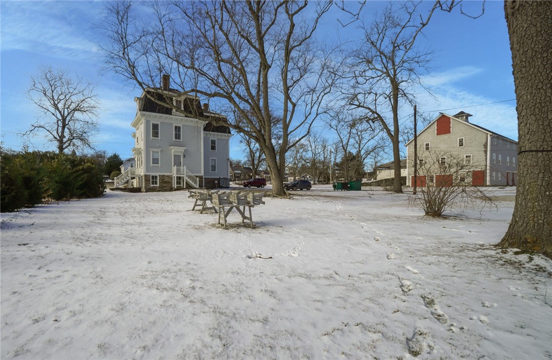2967 East Main Road Portsmouth, RI 02871 - Photo 28 of 36 Ground level, east perimeter facing west