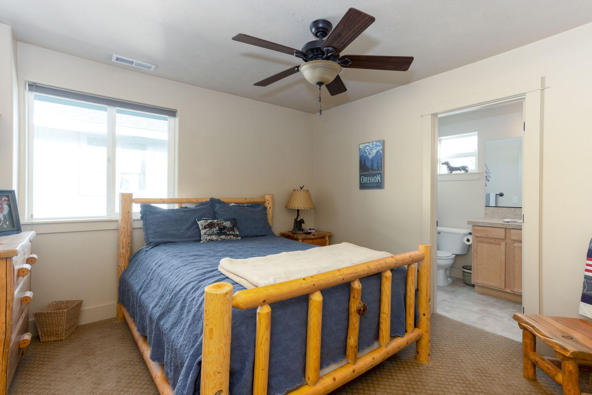 20179 Merriewood Lane Bend, OR 97702 - Photo 13 of 26 9-web-or-mls-20179 Merriewood Lane-8