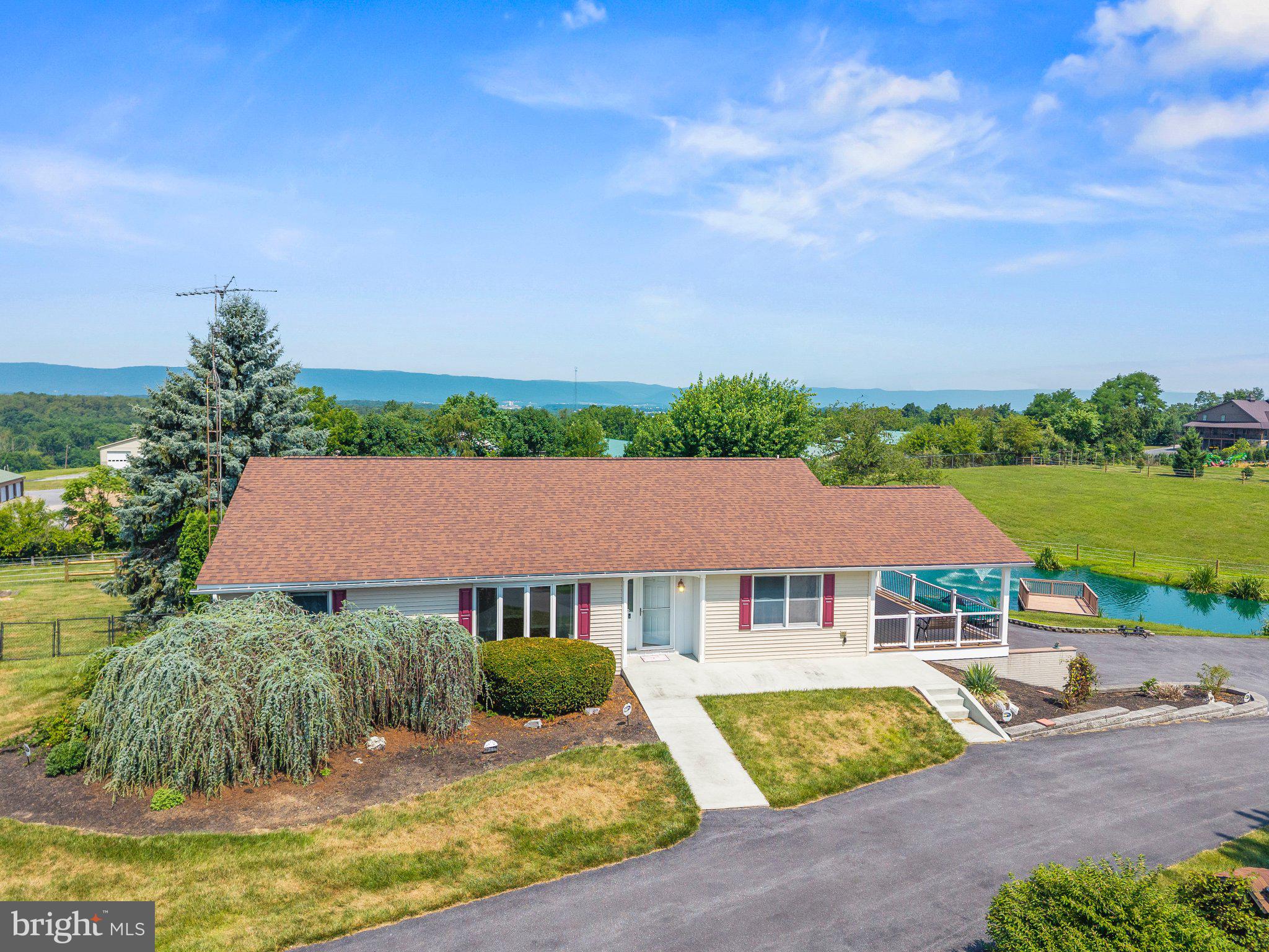 7246 Smith Road Chambersburg, PA 17202 - Photo 1 of 51 Gallery Image 1