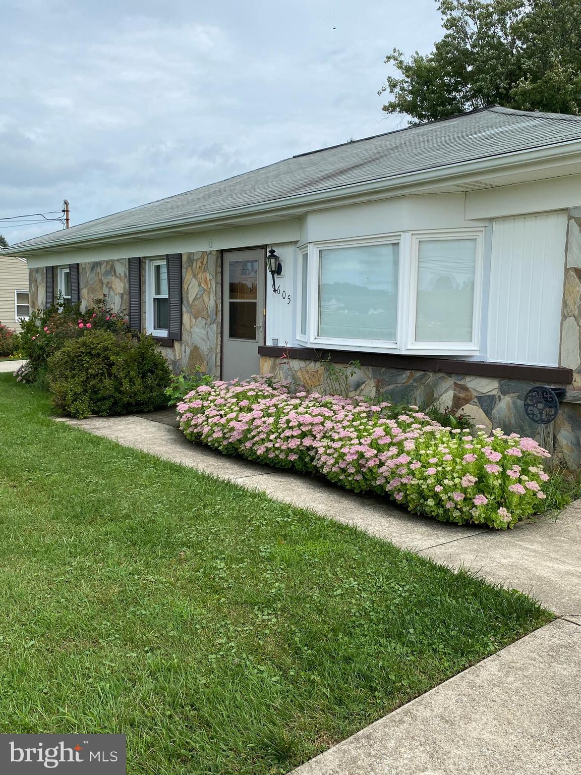 6605 Buffalo Road Mount Airy, MD 21771 - Photo 1 of 19