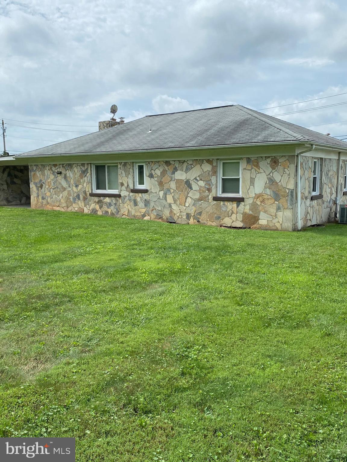 6605 Buffalo Road Mount Airy, MD 21771 - Photo 13 of 19