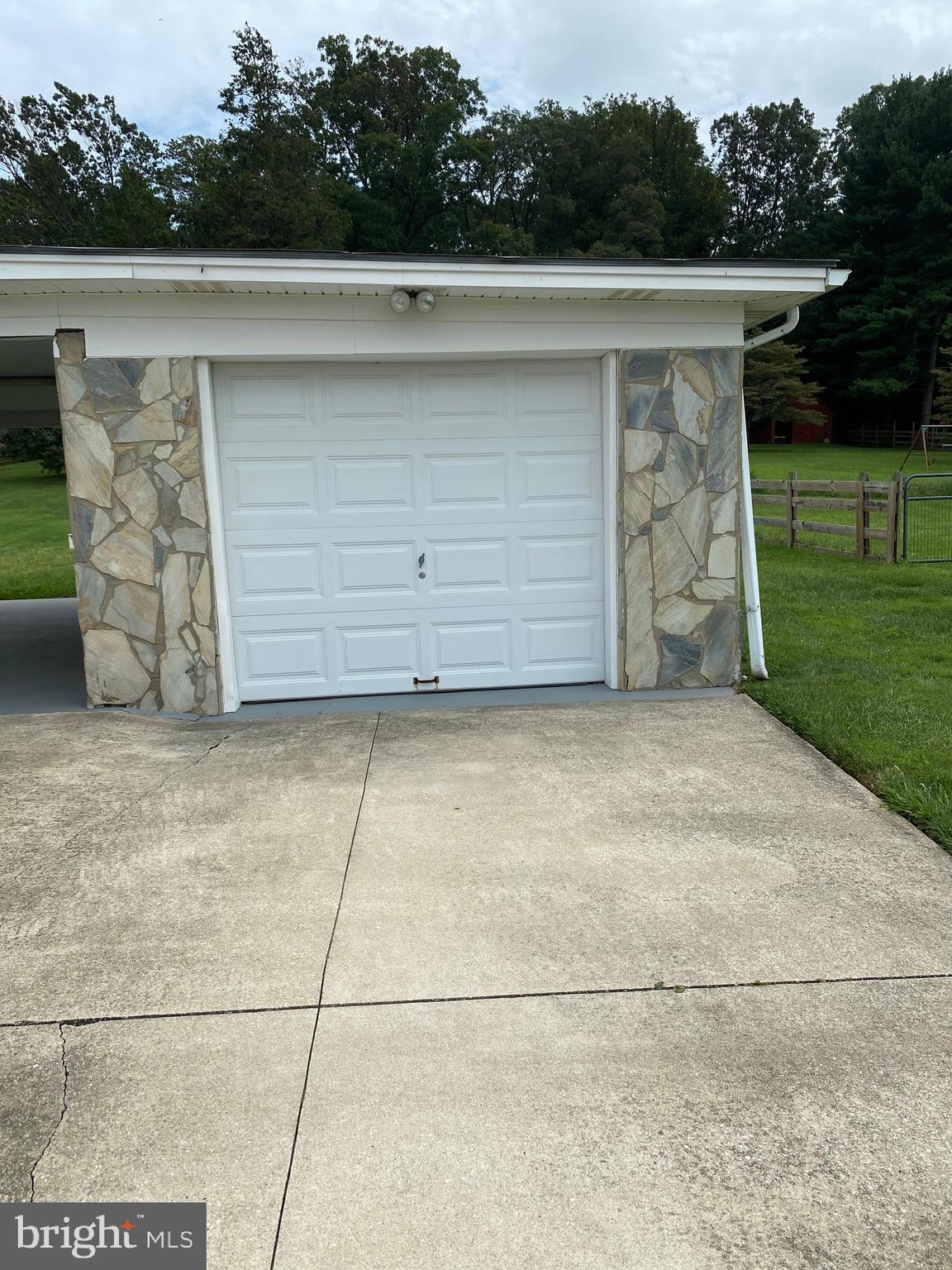 6605 Buffalo Road Mount Airy, MD 21771 - Photo 16 of 19