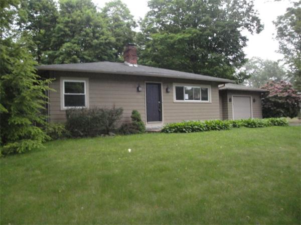 50 Walnut Road Hamilton, MA 01982 - Photo 2 of 14