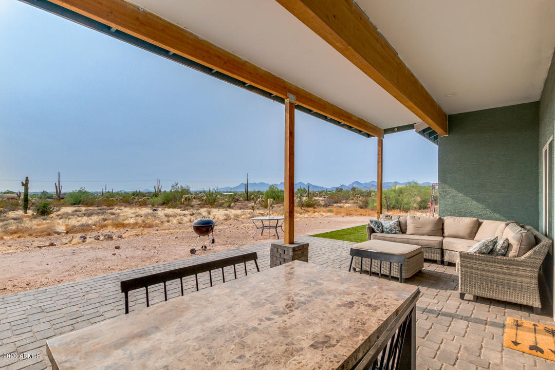 556 North Sunset Road Apache Junction, AZ 85119 - Photo 3 of 29 35-Sunset