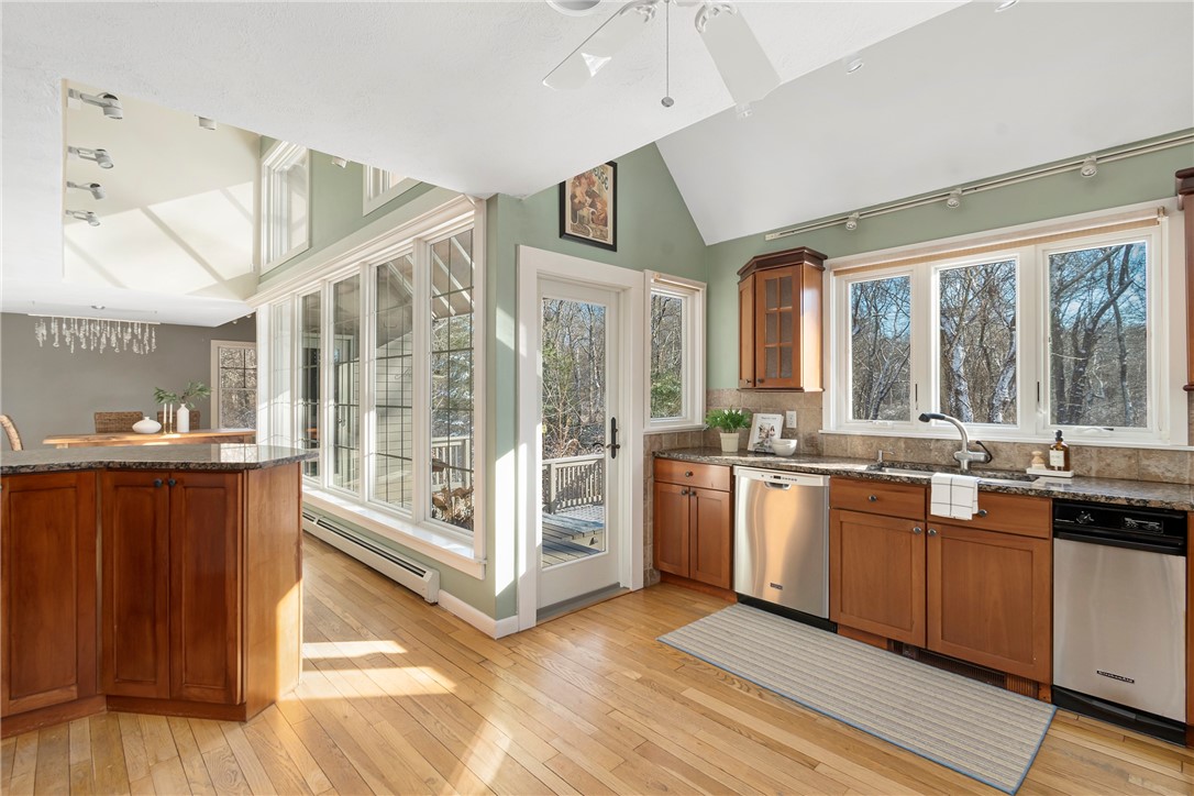 200 Miner Road North Kingstown, RI 02874 - Photo 13 of 37