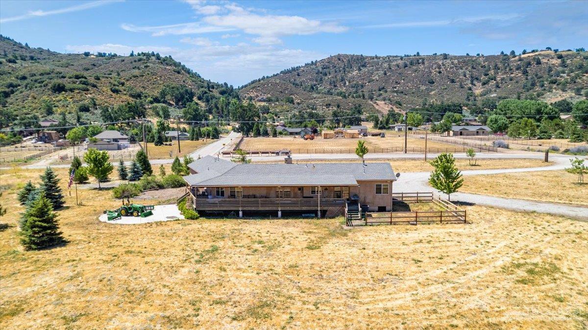 29801 South Lower Valley Road Tehachapi, CA 93561 - Photo 5 of 69 Gallery Image 5