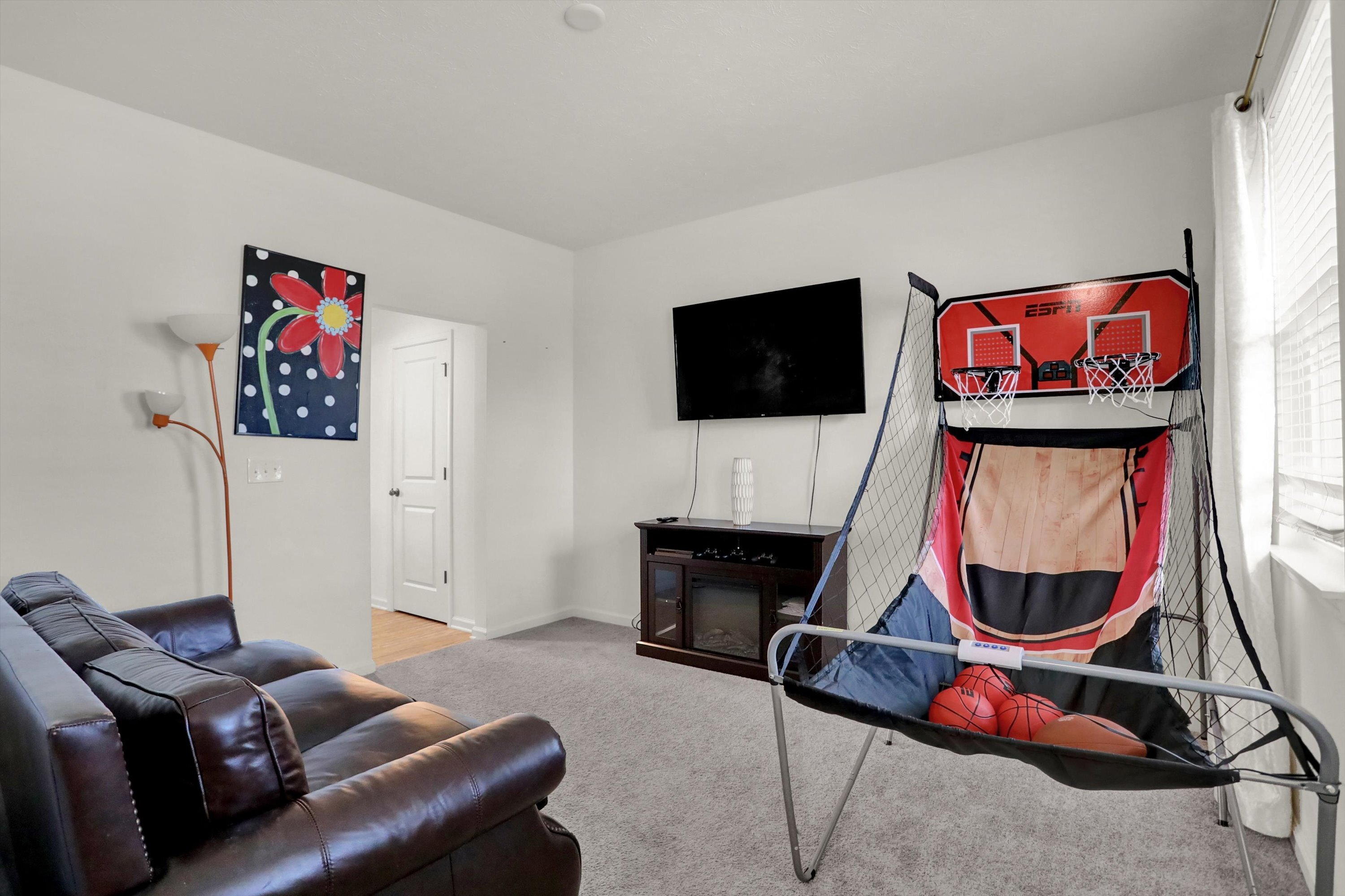 2945 Pointe Bay Road Indianapolis, IN 46229 - Photo 13 of 26