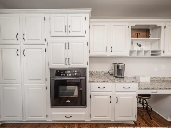 $539,900 | 10200 Byron Court, Newburgh, IN 47630
