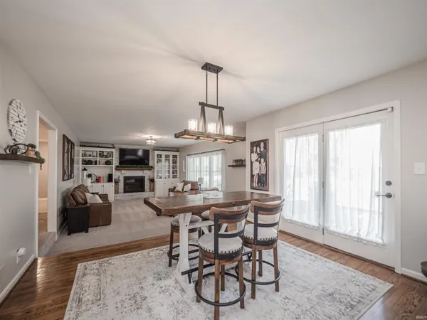 $539,900 | 10200 Byron Court, Newburgh, IN 47630