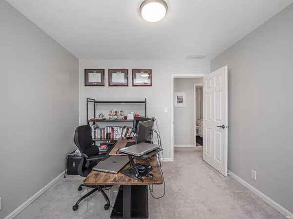 $539,900 | 10200 Byron Court, Newburgh, IN 47630