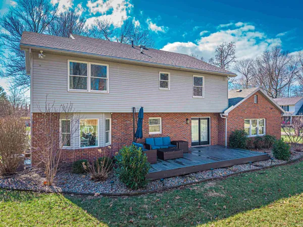 $549,900 | 10200 Byron Court, Newburgh, IN 47630