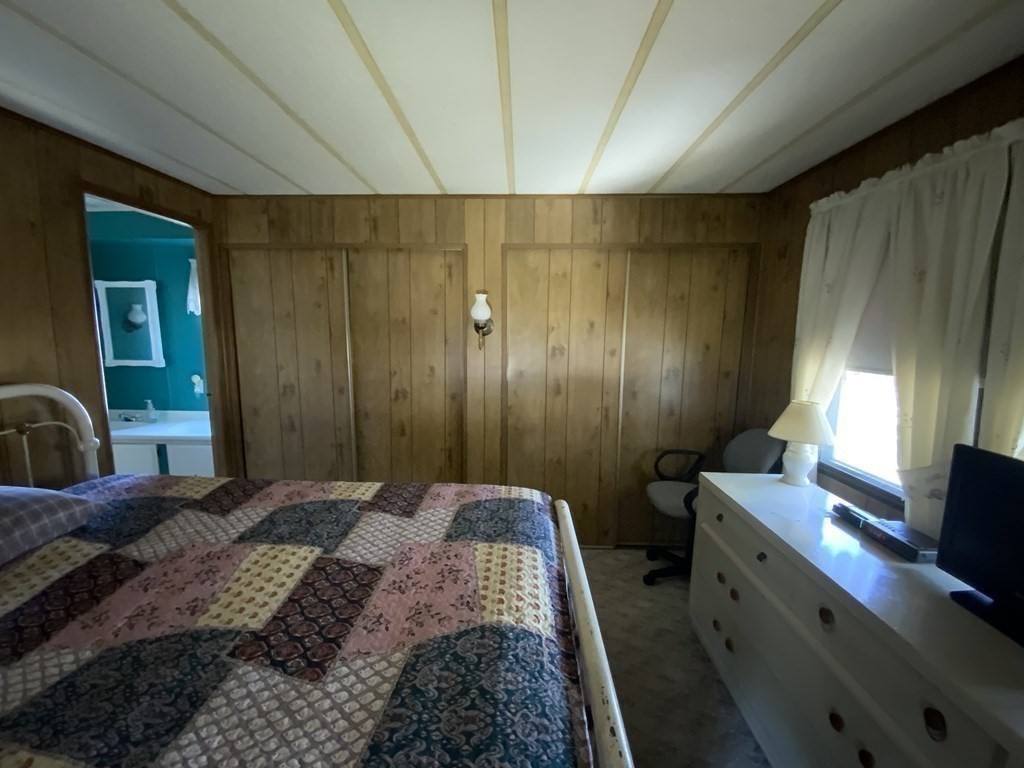 6 Eastbridge Road Taunton, MA 02780 - Photo 20 of 25 Gallery Image 20