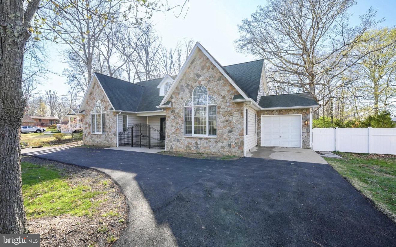 3620 Hill Street Fairfax, VA 22030 - Photo 2 of 71