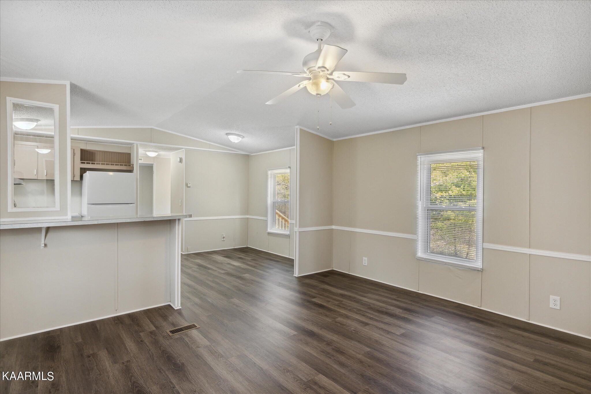 3926 Hickman Road Kodak, TN 37764 - Photo 8 of 25 10-IMG_0286