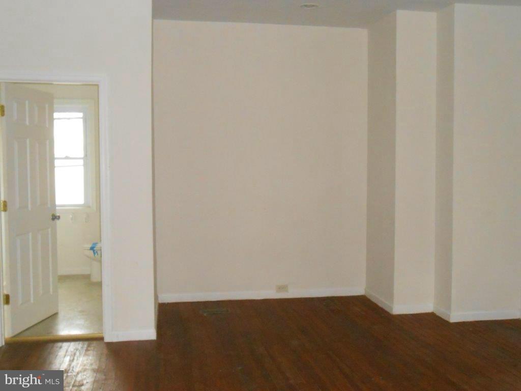 714 Springfield Avenue Baltimore, MD 21212 - Photo 4 of 13 Dining Room