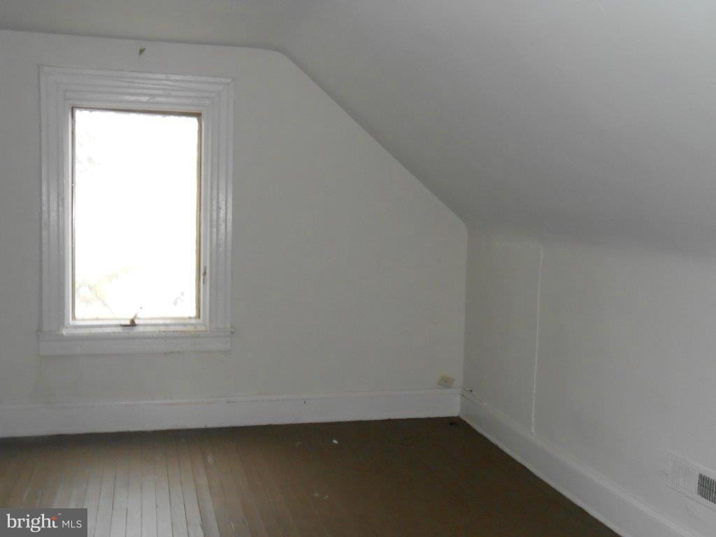 714 Springfield Avenue Baltimore, MD 21212 - Photo 6 of 13 Bedroom