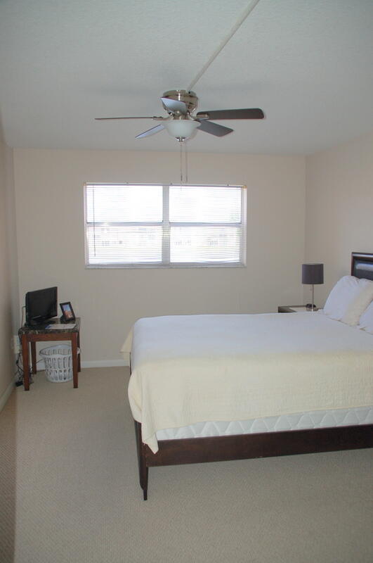 2881 North Pine Island Road Sunrise, FL 33322 - Photo 8 of 25 DSC_4178