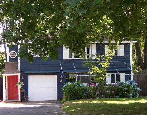 58 Beach Street Warren, RI 02885 - Photo 1 of 4 Exterior Front.