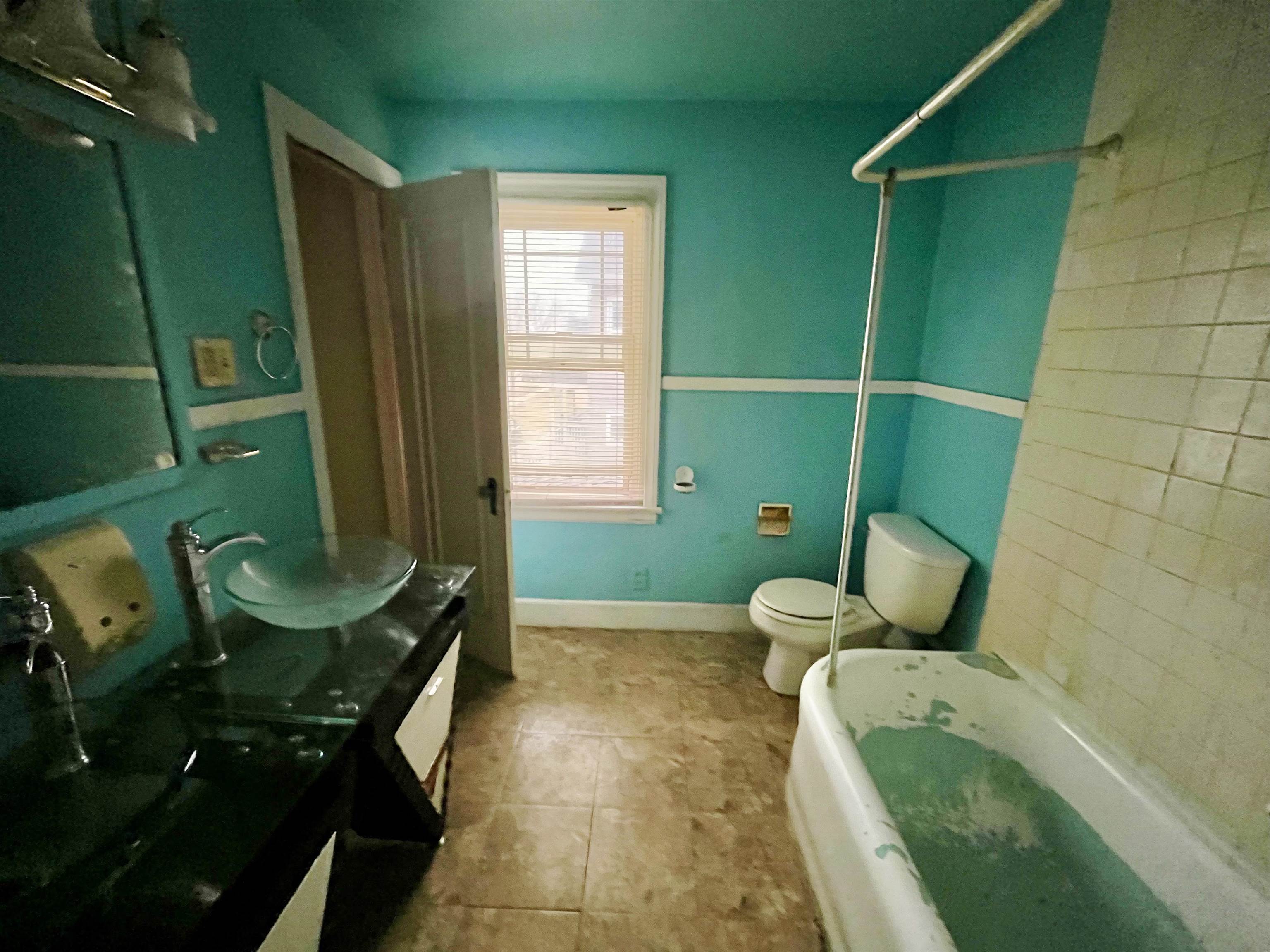 362 Euclid Avenue Beloit, WI 53511 - Photo 4 of 10