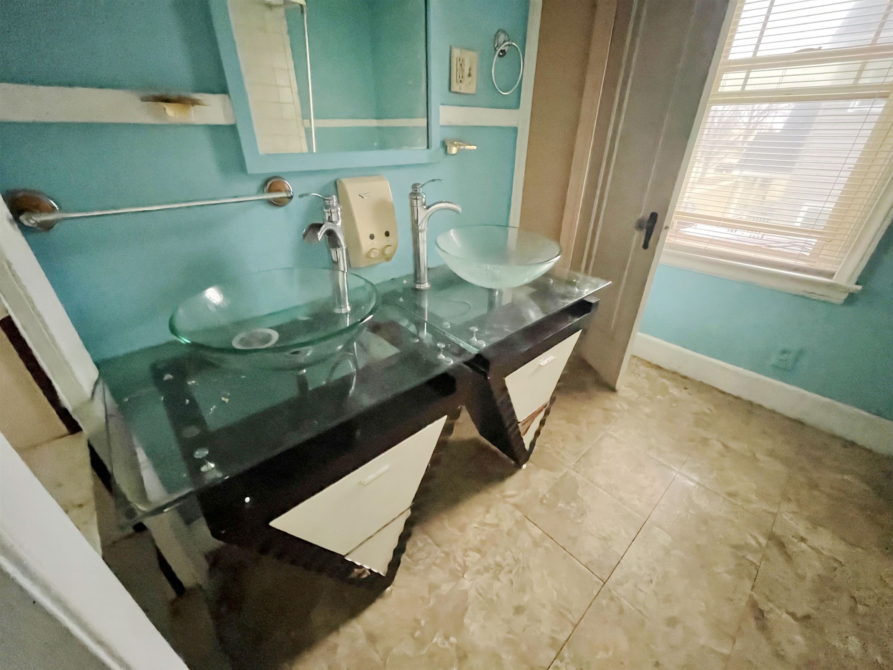 362 Euclid Avenue Beloit, WI 53511 - Photo 5 of 10