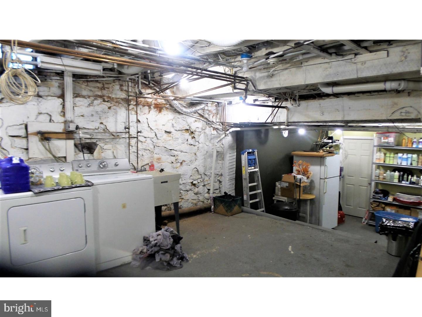 1142 Tasker Street Philadelphia, PA 19148 - Photo 6 of 21 Gallery Image 6