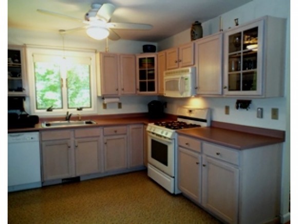 57 Baboosic Lake Road Amherst, NH 03031 - Photo 13 of 22