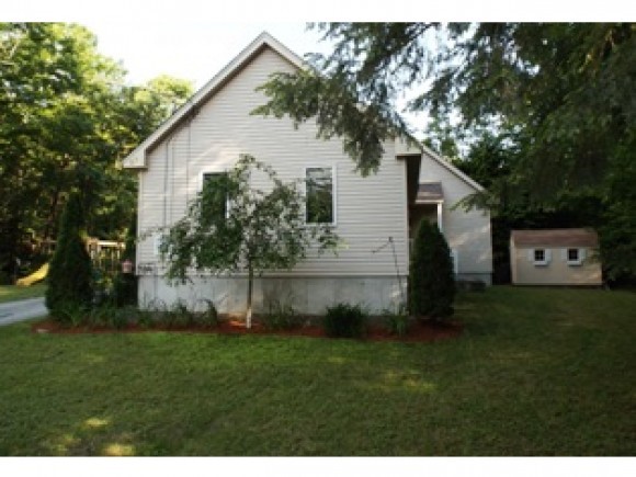 57 Baboosic Lake Road Amherst, NH 03031 - Photo 5 of 22