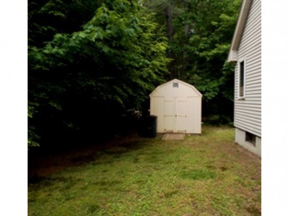 57 Baboosic Lake Road Amherst, NH 03031 - Photo 7 of 22
