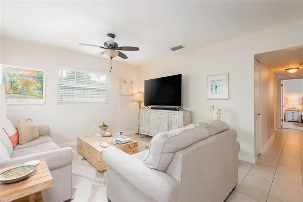 $3,750 | 2407 South Harold Avenue, Tampa, FL 33629
