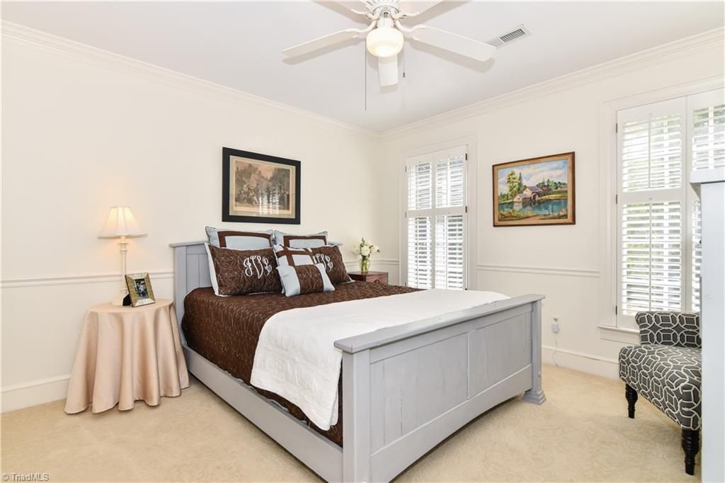 1602 Heathcliff Road High Point, NC 27262 - Photo 24 of 39 Gallery Image 24