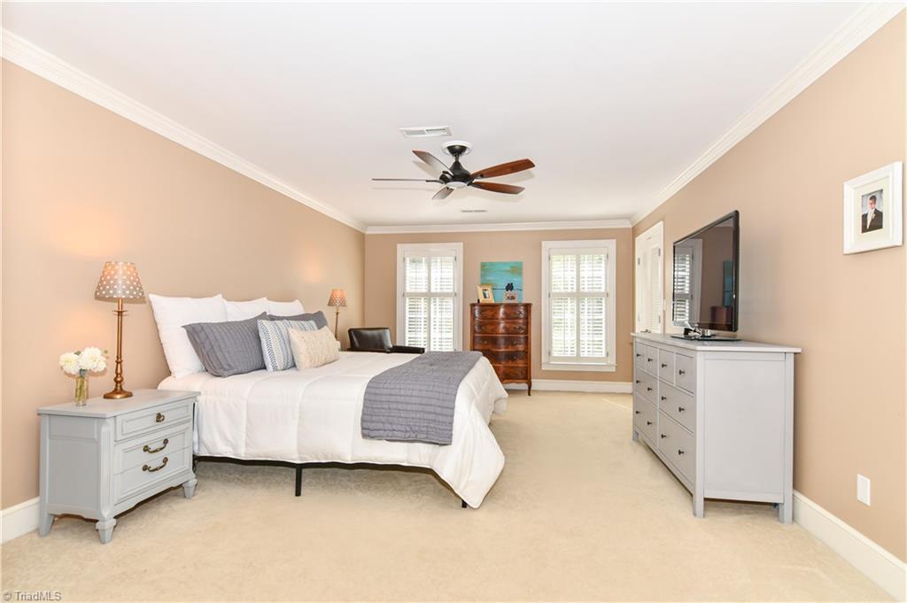 1602 Heathcliff Road High Point, NC 27262 - Photo 28 of 39 Gallery Image 28