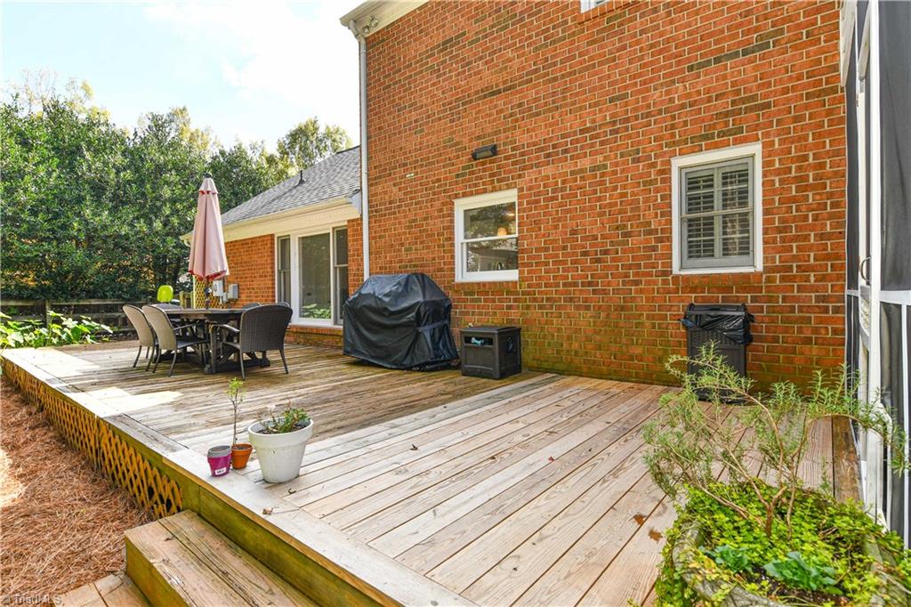 1602 Heathcliff Road High Point, NC 27262 - Photo 33 of 39 Gallery Image 33