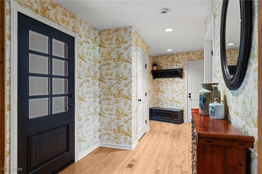 15157 Hemlock Point Road Chagrin Falls, OH 44022 - Photo 17 of 50 Gallery Image 17