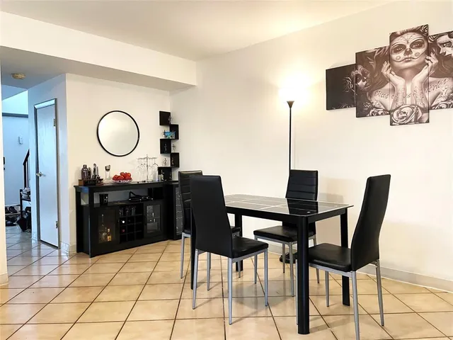 $290,000 | 42 Matador Lane, Unit 524, Davie, FL 33324