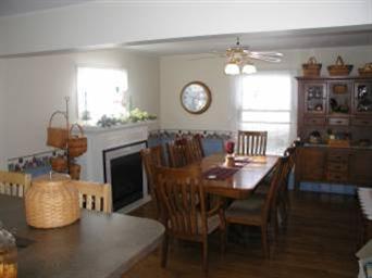 504 North Base Street Morrison, IL 61270 - Photo 4 of 14 Gallery Image 4