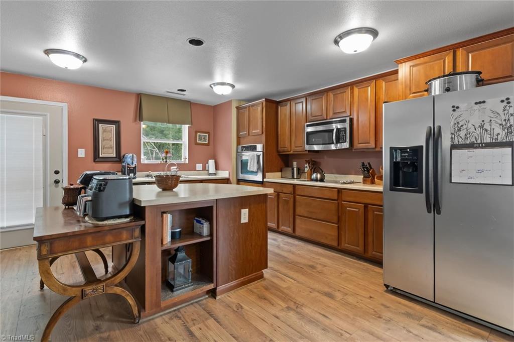 810 Bitting Hall Drive Rural Hall, NC 27045 - Photo 10 of 27 Gallery Image 10