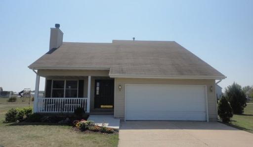 102 Windmill Court Rochelle, IL 61068 - Photo 1 of 10