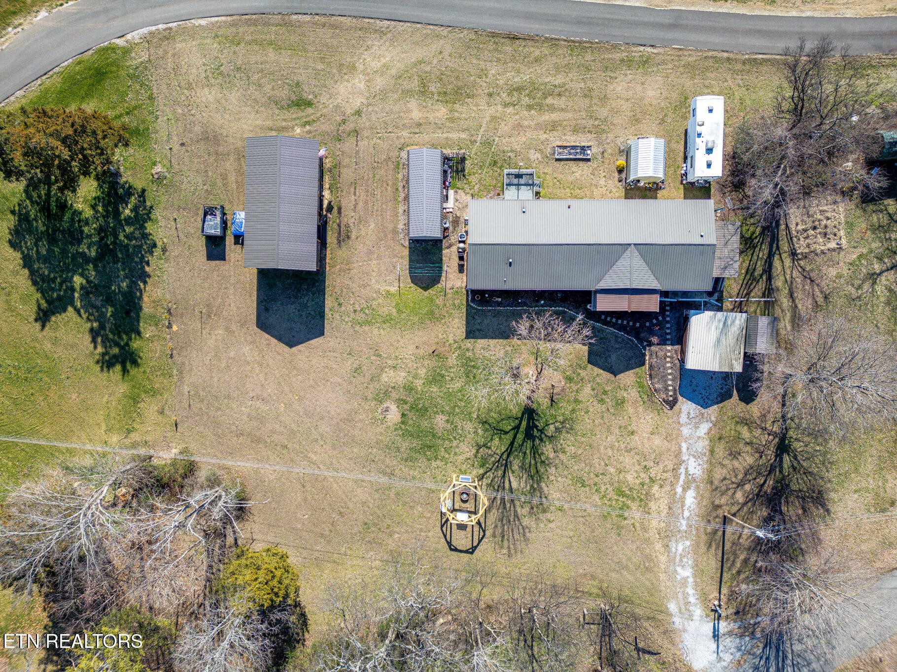 822 Regan Road New Market, TN 37820 - Photo 3 of 60 Gallery Image 3