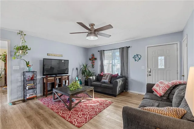 $149,900 | 18958 South 1491st Road, Nevada, MO 64772