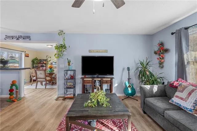 $149,900 | 18958 South 1491st Road, Nevada, MO 64772