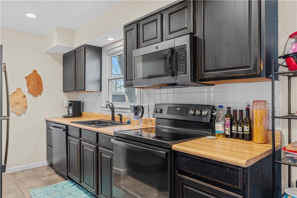 18958 South 1491st Road Nevada, MO 64772 - Photo 17 of 36