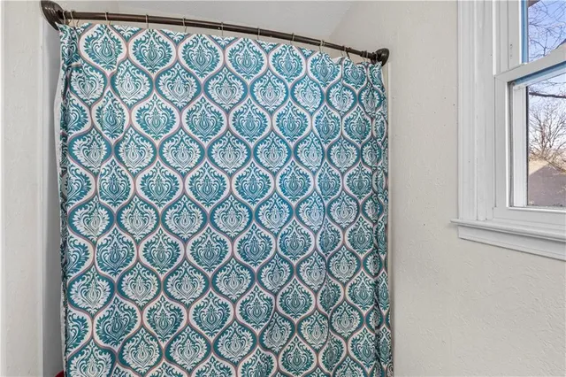 $149,900 | 18958 South 1491st Road, Nevada, MO 64772