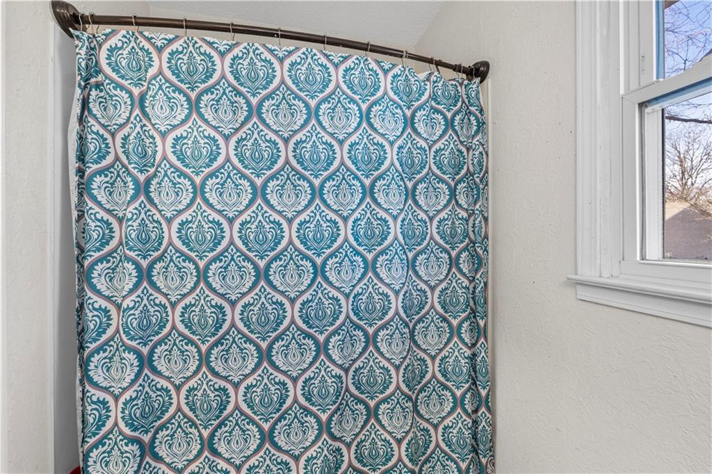 18958 South 1491st Road Nevada, MO 64772 - Photo 27 of 36