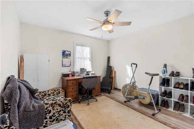 $149,900 | 18958 South 1491st Road, Nevada, MO 64772