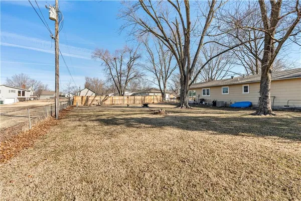 $145,000 | 18958 South 1491st Road, Nevada, MO 64772
