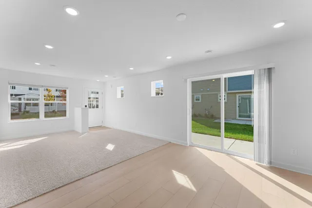 $318,805 | 21725 Dahlia Lane, Farmington, MN 55024