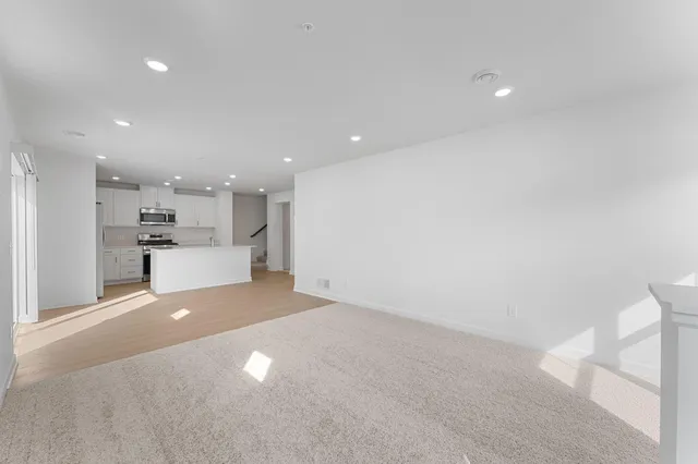 $318,805 | 21725 Dahlia Lane, Farmington, MN 55024